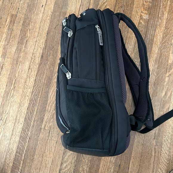 Ogio Laptop Backpack - Picture 5 of 10
